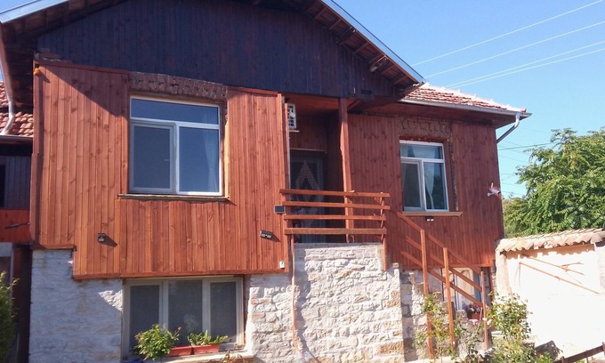 Balkan Mountains Bed & Breakfast | Cozy Rooms in a Beautiful Location with Pool & Breakfast