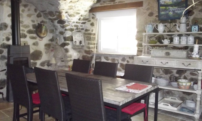 Valbelle House | Charming Old Barn Retreat: Pet-Friendly with Breakfast Included