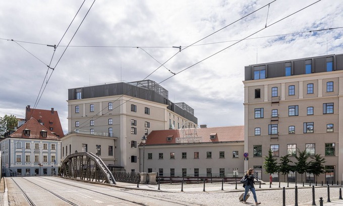 Srodmiescie Apartment | Discover Comfort at RentPlanet - Młyn Maria with Breakfast
