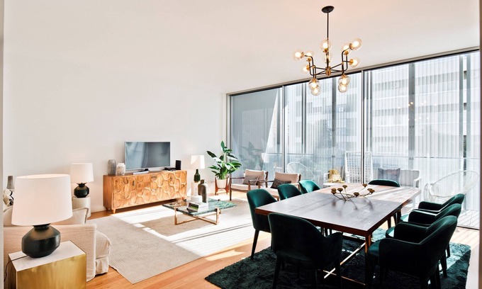 Lisbon Old Town House | Elegant Stay at República Avenue 3 - Saldanha, Rated 9.6