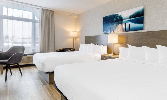 Desjardins Hotel | Family-Friendly Comfort at Repotel Levis with Breakfast