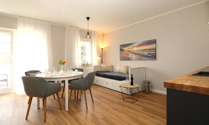 Wischuer Apartment | Res. Wischuer WE 26: friendly and bright 2-room apartment with balcony
