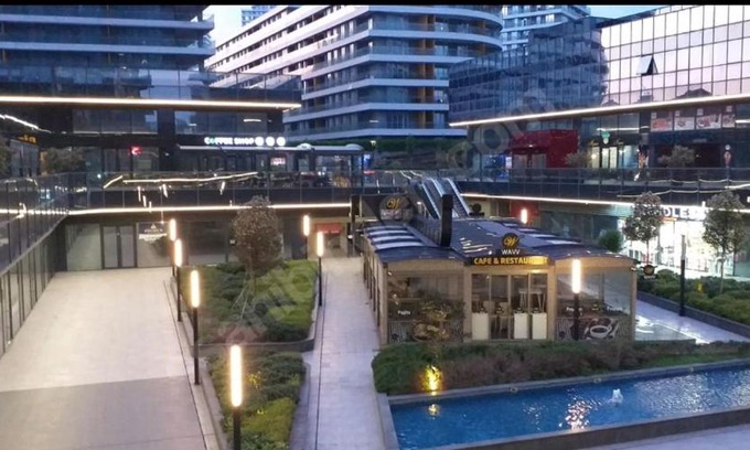 Bagcilar Apartment | Pet-Friendly Residance with Pool and Child Amenities