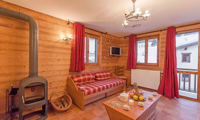 Lanslevillard Apartment | Spacious Residence Les Balcons de Val Cenis Village for Families
