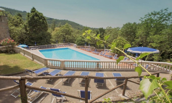 Castagno Apartment | Pet-Friendly Retreat with Spa & Breakfast in Pistoia
