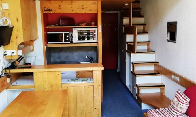 Arc-1800 Apartment | Cozy Residence Aiguille Grive Bat II: Ideal for Families
