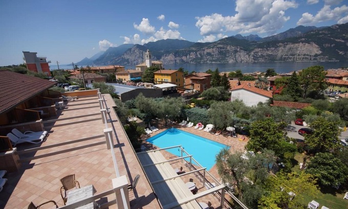 Malcesine Apartment | Cozy Residence Al Parco Studio for Families with Pool