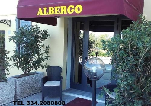 Parma House | Convenient Self Check-In at Residence Albergo