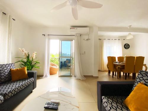Douala Apartment | Residence Atlantic: Premium Apartment with Great Amenities