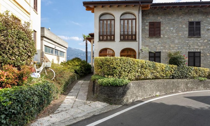 Cadenabbia Apartment | Family-Friendly Residence Azalea & Glicine Awaits You