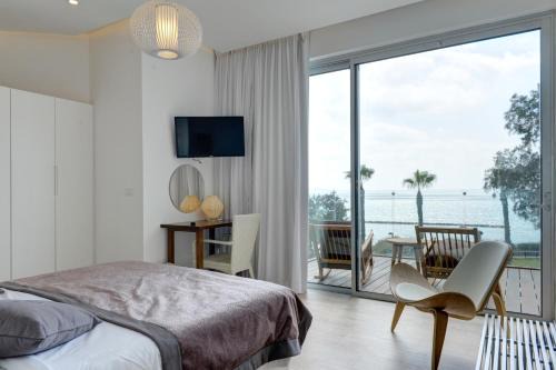 Netanya Hotel | Oceanfront Residence Beach Hotel: Family-Friendly Retreat