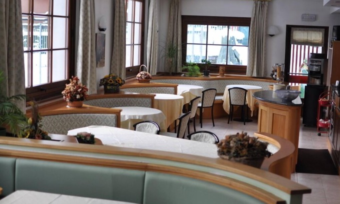 Aprica House | Discover Residence Biancaneve: Pet Friendly with Pool & Spa