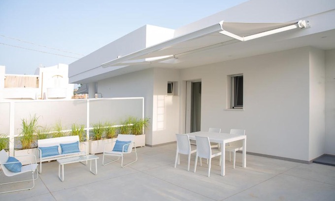 Posto Vecchio House | Unforgettable Stay at Residence BLANCO III by the Beach