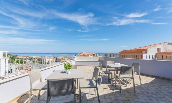 Lu Bagnu Apartment | Family-Friendly Residence Blu Sea with Full Kitchen Access