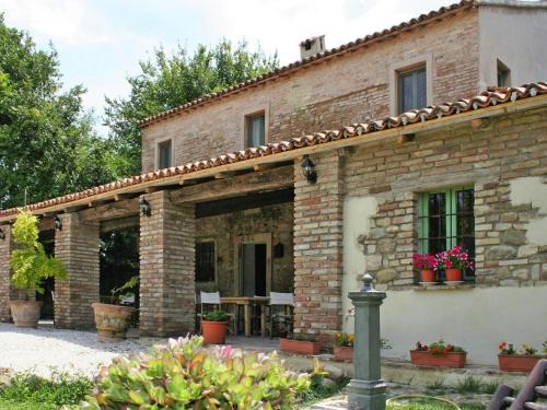 Granarola Apartment | Family-Friendly Getaway at Residence Casa Mare Vallugola