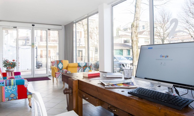 Viserbella House | Guest Rated Residence Cigno: Family-Friendly with Kitchen