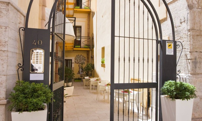Trapani City Centre Hotel | Top-Rated Residence Cortile Mercè with Spa & Family Amenities