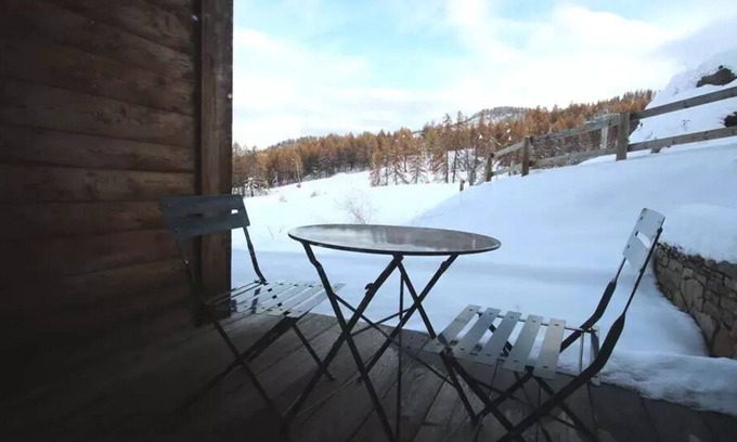 Puy-Saint-Vincent Ski Chalet | Cozy Residence Dame Blanche - Family-Friendly Chalets Await