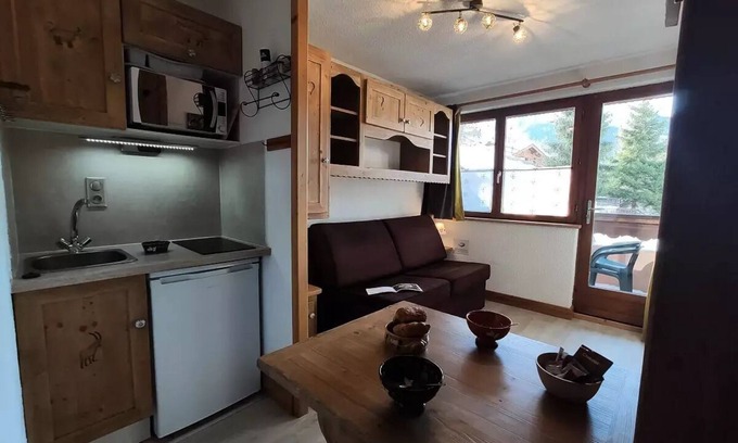 Champagny-en-Vanoise Apartment | Cozy Les Edelweiss Studio for a Perfect Getaway