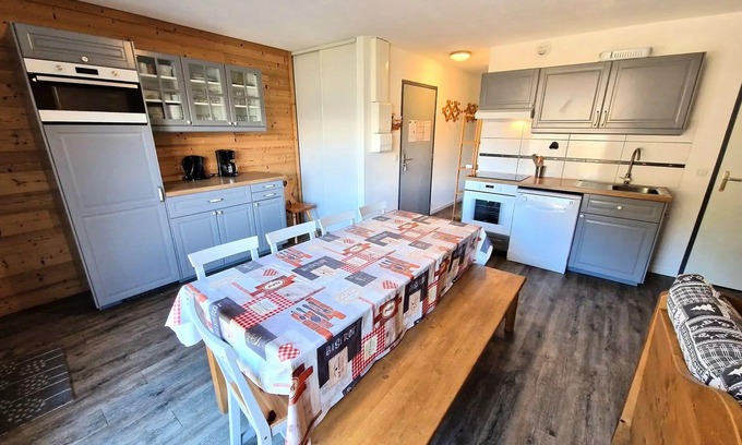 Valfrejus Apartment | Ideal Residence Grand Argentier: Family-Friendly Retreat
