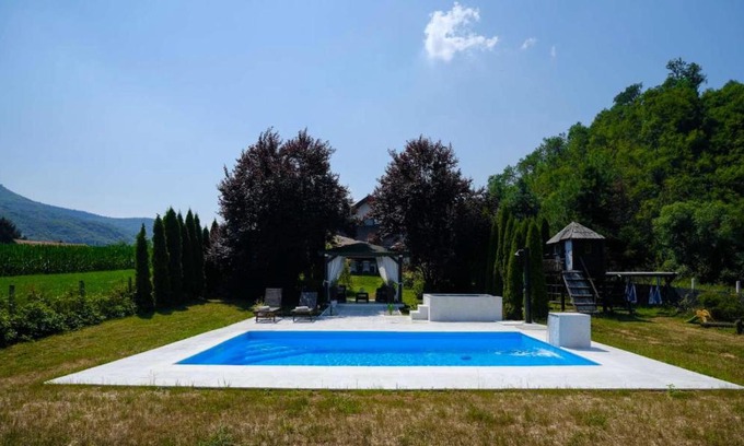 Zenica-Doboj Canton House | Cozy Residence Green: Oceanfront Retreat with Pool & Hot Tub