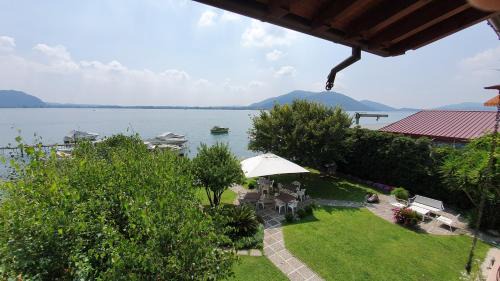 Predore Apartment | Pet Friendly Residence Il Cantiere with Oceanfront Views