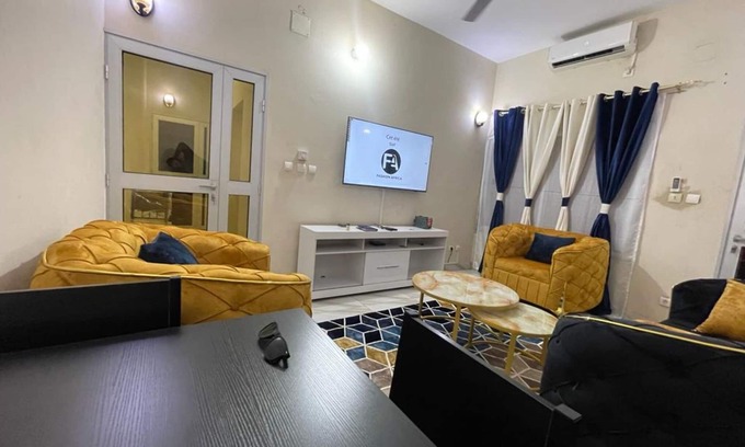 Bamako Apartment | Cozy Residence in Tounkaranké with Breakfast & Kitchen Access
