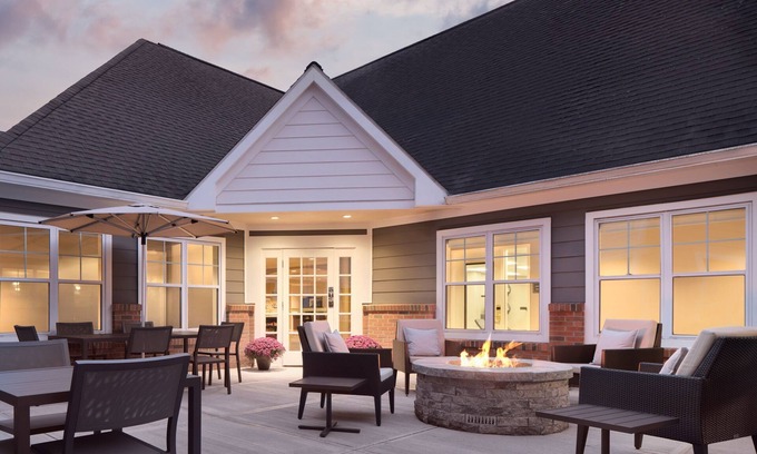 East Greenbush Hotel | Comfort and Convenience at Residence Inn Albany East Greenbush