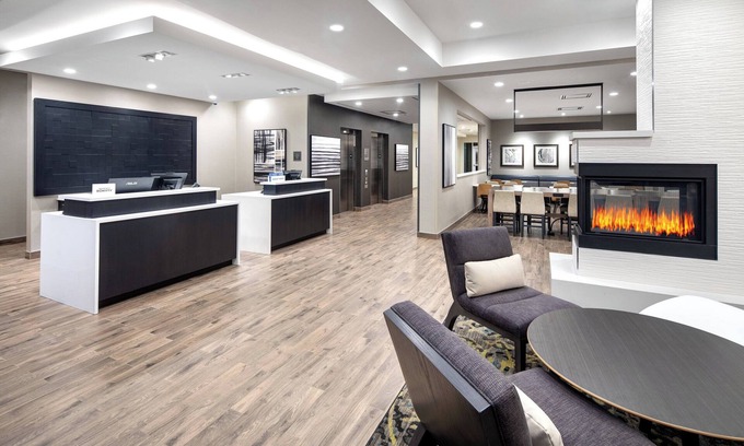 Gateway Hotel | Top-Rated Residence Inn by Marriott Toronto Mississauga West