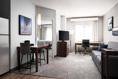 North Redondo Hotel | Pet Friendly Residence Inn by Marriott Redondo Beach Stay