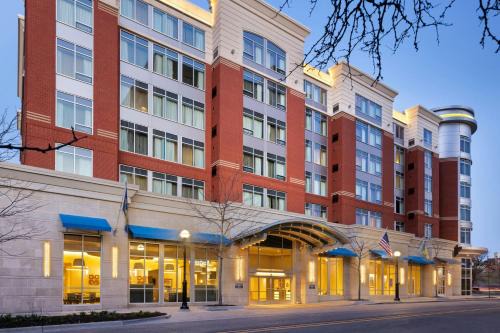 Main Street Hotel | Pet Friendly Residence Inn by Marriott Ann Arbor Downtown