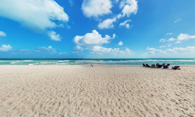 Surfside Hotel | Relax at Residence Inn by Marriott Miami Beach Surfside