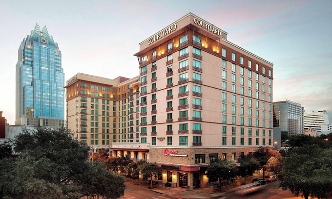 Waller Creek District Hotel | Guest Rated 9.2: Residence Inn by Marriott Austin Downtown