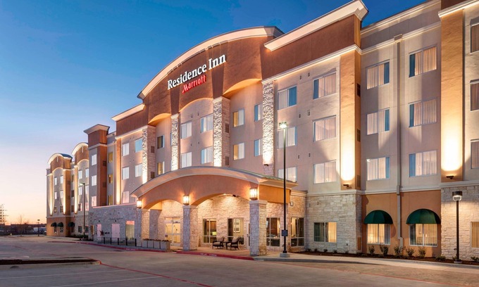 Plano Hotel | Top-Rated Residence Inn by Marriott in Dallas Plano/Richardson