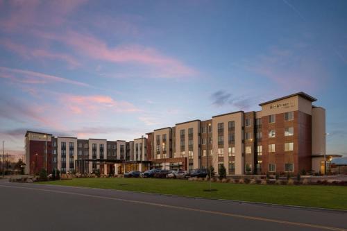 Eagle Hotel | Explore Residence Inn by Marriott Eagle Boise with Pool & Kitchen