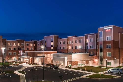Nashua Hotel | Pet-Friendly Residence Inn by Marriott Nashua with Pool Access
