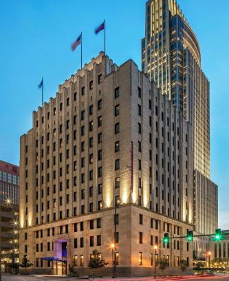 Downtown Omaha Hotel | Pet-Friendly Residence Inn in Omaha's Historic Old Market