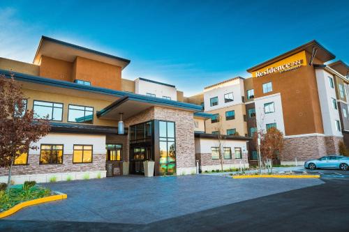 Sparks Hotel | Pet-Friendly Residence Inn by Marriott Reno Sparks Awaits