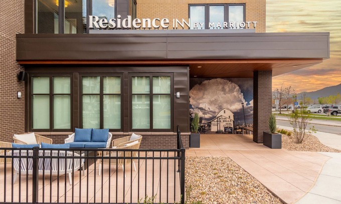 Arvada Hotel | Discover Residence Inn by Marriott Arvada: Guest Rated 9.6