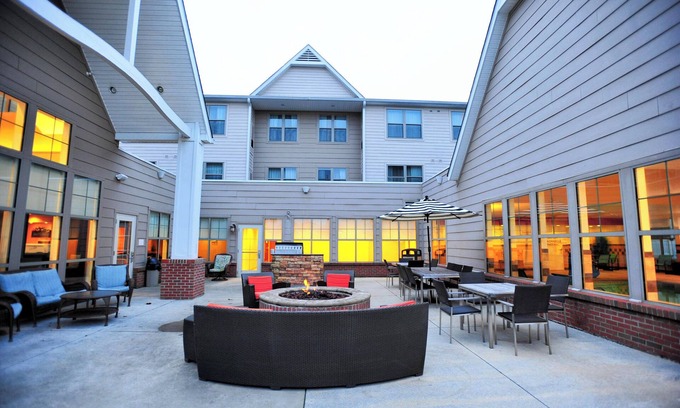Columbus Hotel | Exceptional Amenities at Residence Inn Columbus, Rated 9.4