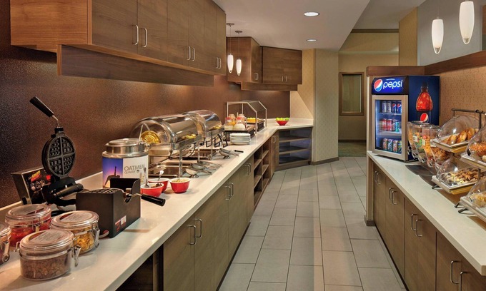 Downtown Hartford Hotel | Ideal Residence Inn by Marriott Hartford Downtown Getaway