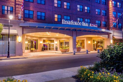 East Bayside Hotel | Pet-Friendly Residence Inn Portland with Oceanfront Views