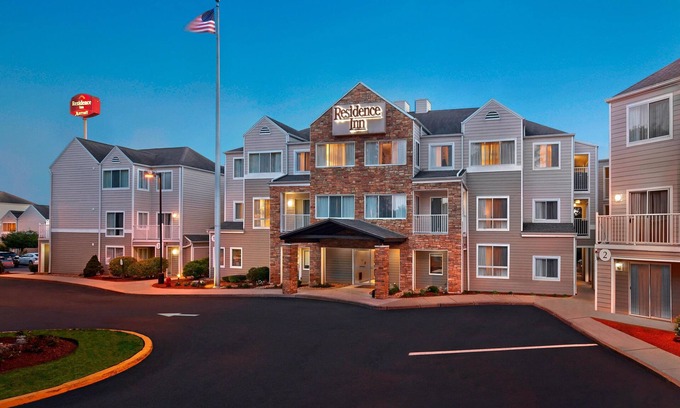 Tewksbury Hotel | Enjoy a Relaxing Stay at Residence Inn Boston Tewksbury