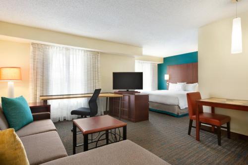 South Side Hotel | Pet-Friendly Residence Inn Corpus Christi with Pool Access