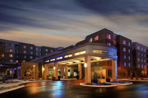 Desert Ridge Hotel | Pet-Friendly Residence Inn Phoenix Near Mayo Clinic