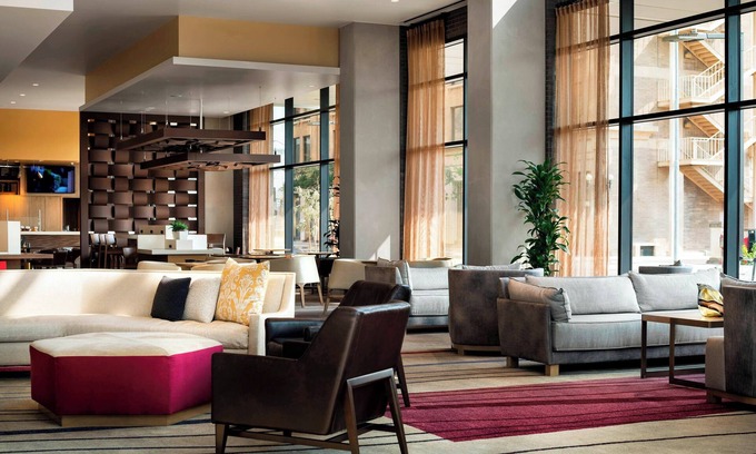 Downtown Phoenix Hotel | Inviting Residence Inn Phoenix Downtown with Eco-Friendly Amenities