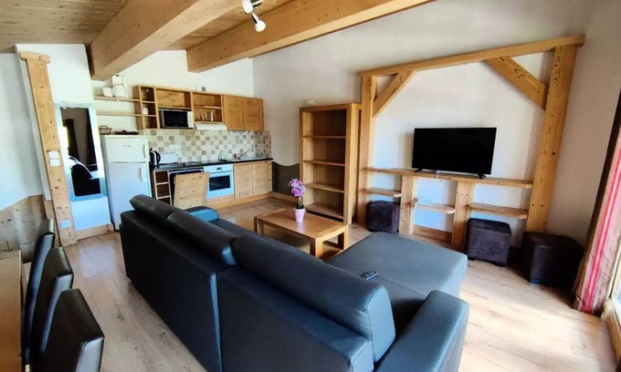 Arc-2000 Apartment | Explore Residence La Cime des Arcs: 5-Room Cabin Retreat