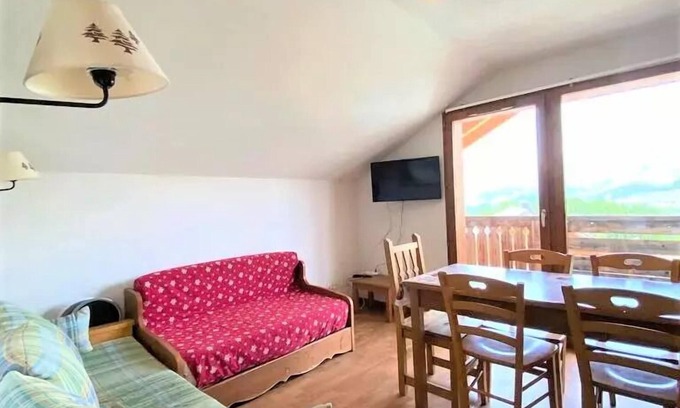 La Joue du Loup Apartment | Comfortable Residence La Crête Du Berger for Family Getaways