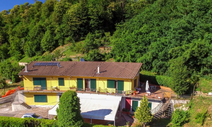 Mologno House | Eco-Friendly Residence La Mezzaluna with Gourmet Dining