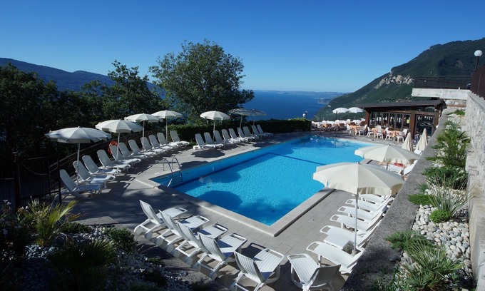 Gardola Apartment | Residence La Rotonda, Tignale